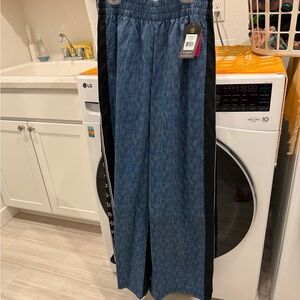 NWT Gina Drop Zumba pants.